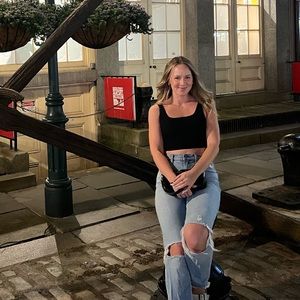 Meet your Posher, Lindsay